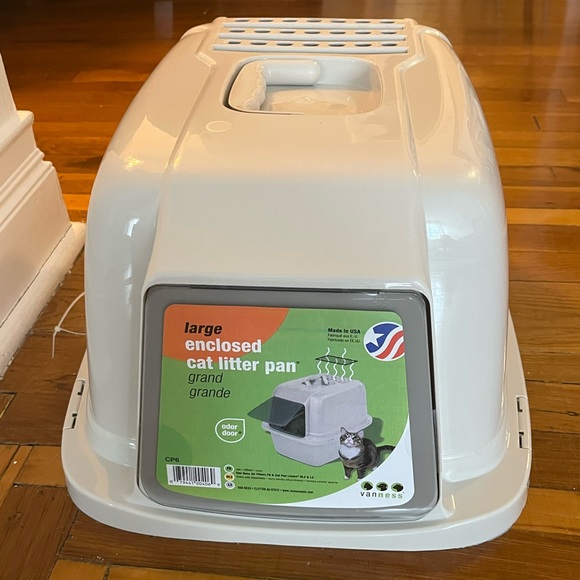 van ness Cat Van Ness Large Enclosed Litter Box Poshmark